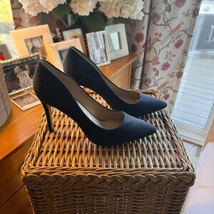 Saks Fifth Avenue Navy Suede Heels Women's Size 8